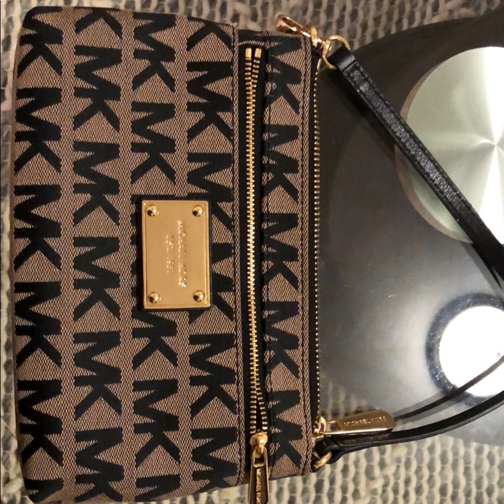 Michael Kors purse